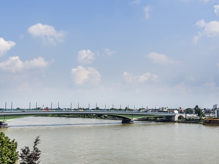 Rhein, Bonn